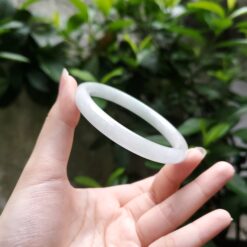 Alternative view of Light Purple Light Green Jade Bangle JB016