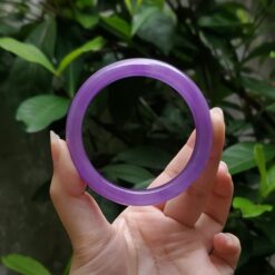 Alternative view of Purple Jade Bangle JB030