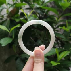 Alternative view of White Light Green Jade Bangle JB023
