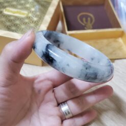 Alternative view of Green Jade Bangle JB074