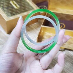 Alternative view of Green White Jade Bangle JB051