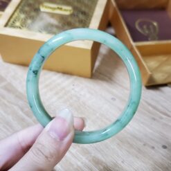 Alternative view of Green White Jade Bangle JB081